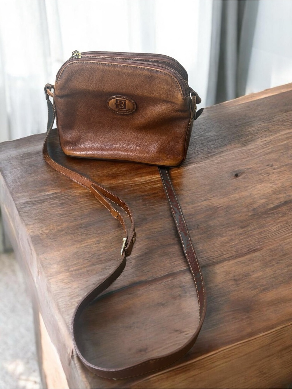 Vintage Basido Brown Leather Crossbody Bag